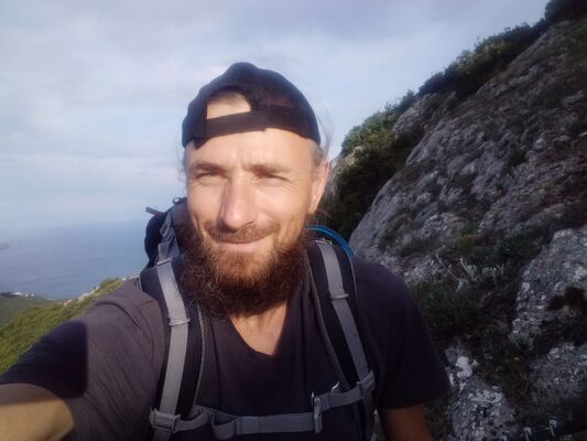  ,   Denis, 37 ,     , c 