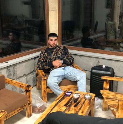  ,   Gagik, 21 ,   ,   