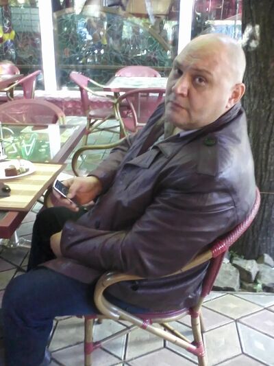  ,   Maksim, 51 ,   ,   , c 