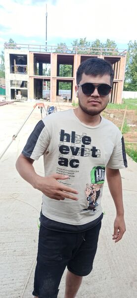  ,   Farruh, 26 ,   ,   
