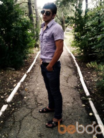  ,   Mamed, 33 ,   