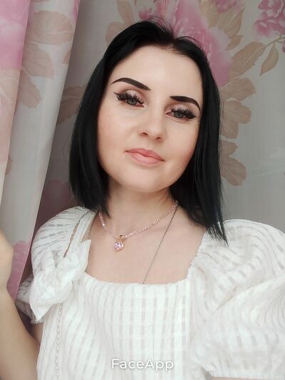  ,   Elena, 32 ,   ,   