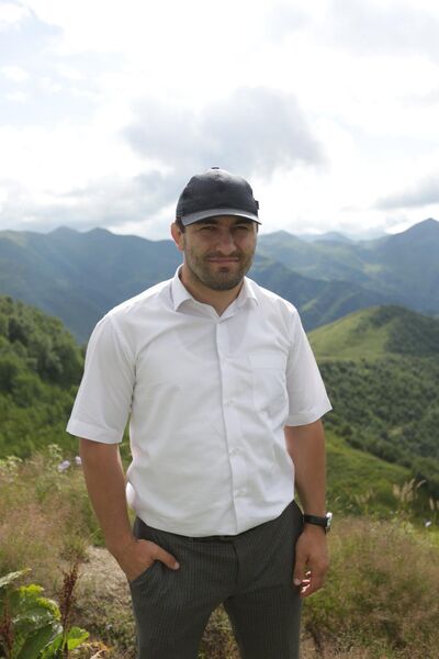  ,   Shamil, 35 ,   ,   