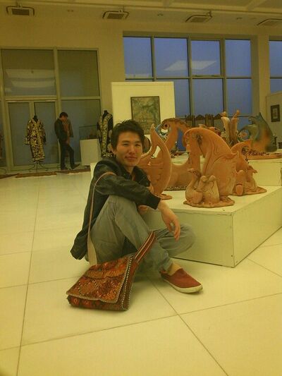  ,   Bayrambay, 33 ,   ,   , c 