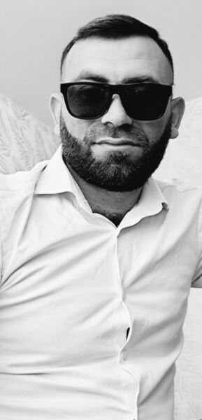  ,   Mihran, 34 ,  