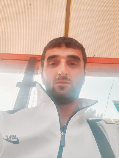  --,   Ali, 40 ,   ,   