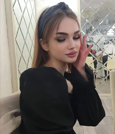 Знакомства Москва, фото девушки Елизавета, 21 год, познакомится для флирта, любви и романтики