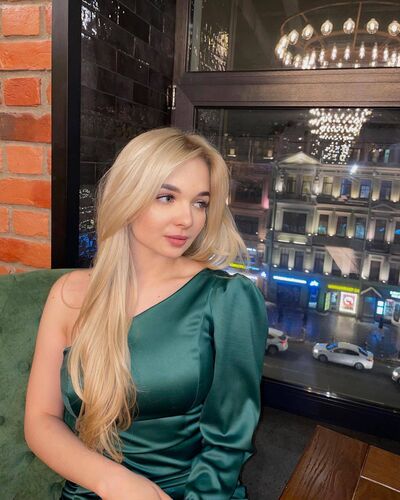  ,   Diana, 24 ,   ,   