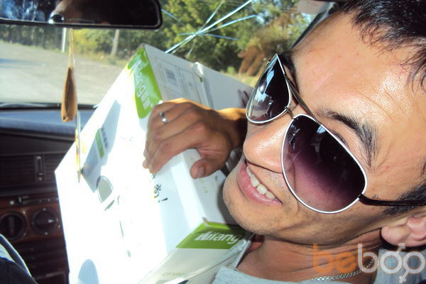  ,   Erlan, 40 ,   ,   , c 