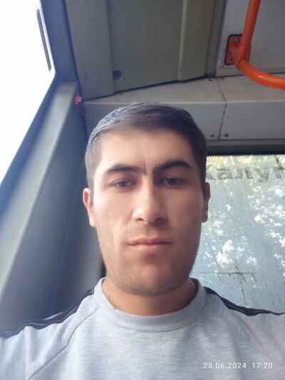  ,   Ulugbek, 32 ,   ,   
