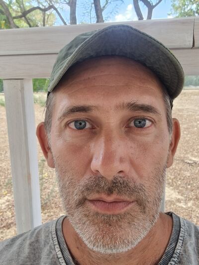  Hadera,   , 51 ,   c 