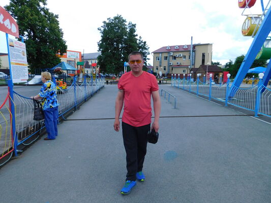  ,   Pasha, 44 ,   ,   