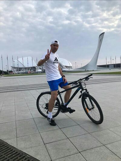  ,   Alex, 41 ,   ,   , c 
