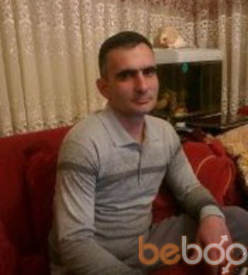  3838254  Artur, 46 ,    