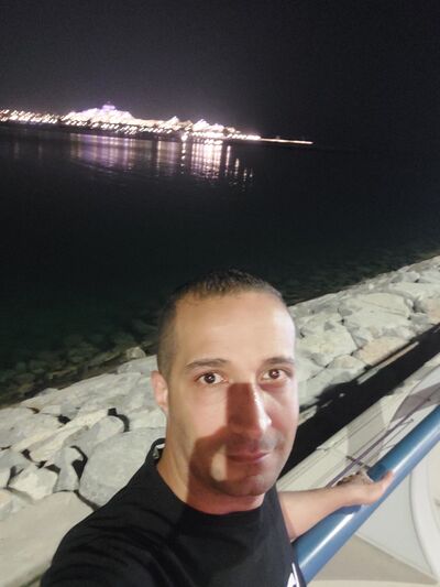  ,   Mohamed, 28 ,   ,   