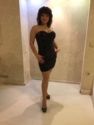  ,   Mariella, 46 ,   ,   , c 