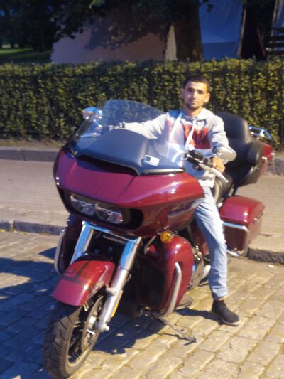  -,   Kurbonali, 33 ,   ,   