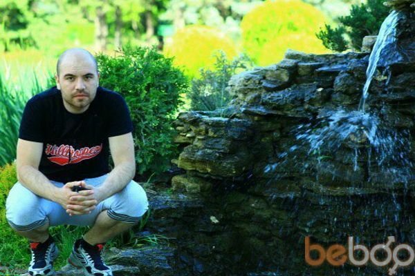  ,   Stas, 37 ,   