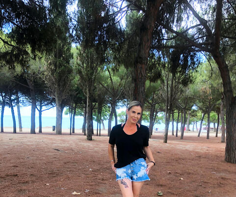  Caldes de Malavella,   Tatyana, 47 ,   ,   , c 