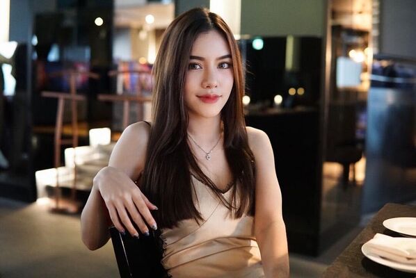  ,   Nanny, 34 ,     , c 