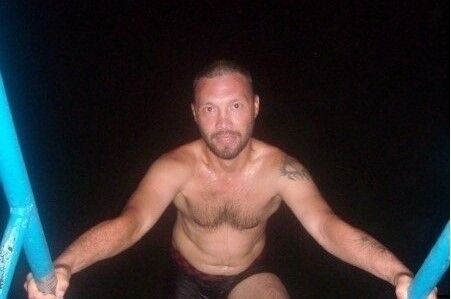  7186314  Ruslan, 46 ,    