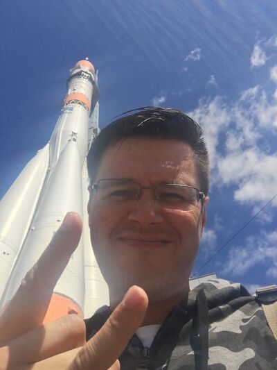  ,   Maksim, 46 ,   ,   , c 