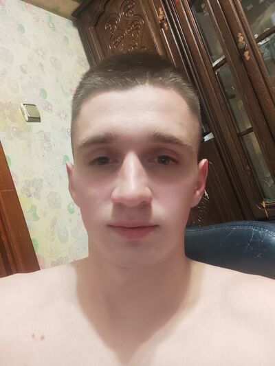  ,   Maksim, 23 ,   ,   