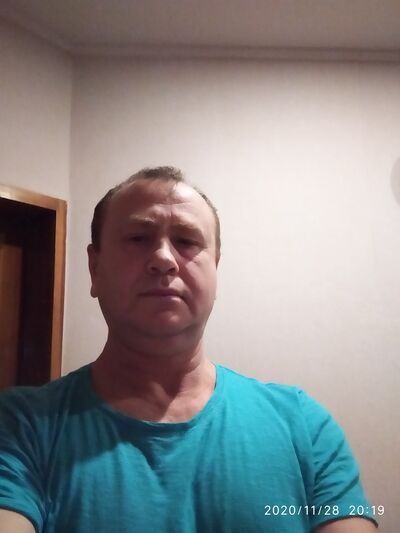  ,   Leon, 53 ,   ,   
