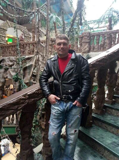  ,   Vladimir, 54 ,   , 