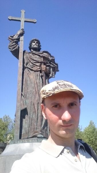  ,   Ivan, 40 ,   ,   , c 