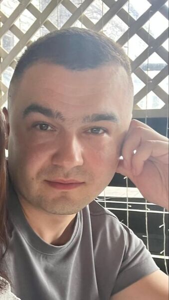  ,   Artur, 31 ,   ,   , 