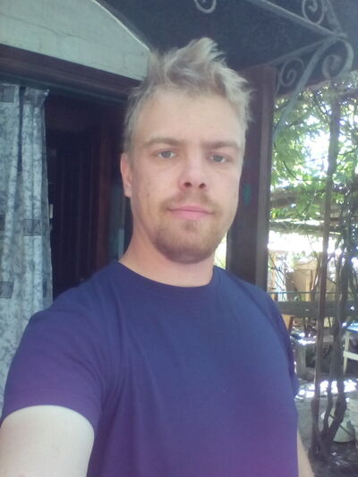  ,   Dorsik, 32 ,     , c 