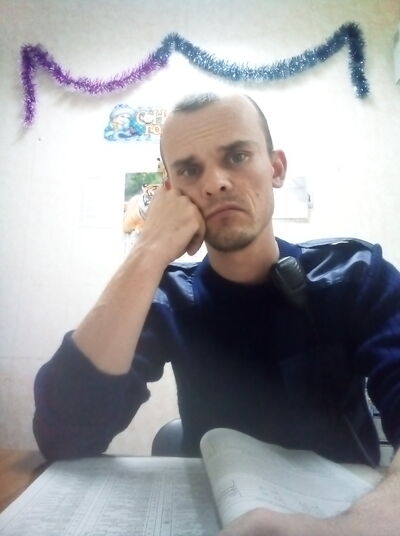  ,   Maxim, 32 ,     , c 