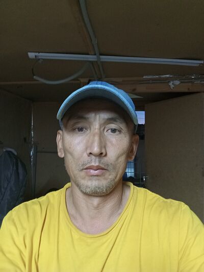  ,   Alik, 42 ,   ,   