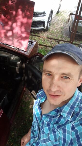  ,   Volodymyr, 38 ,   ,   , c , 