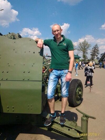  ,   Maks, 42 ,   ,   , c 