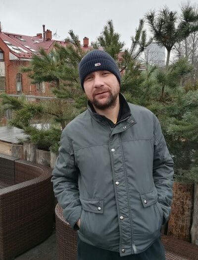 -,   Tim a, 50 ,   