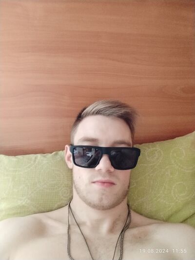  ,   Vlad, 23 ,   ,   