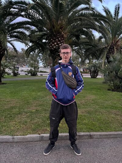  ,   Kolya, 22 ,   ,   