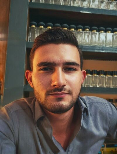  ,   Anar, 24 ,   ,   