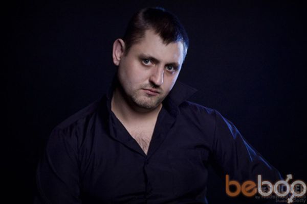  ,   DinoRichi, 40 ,   