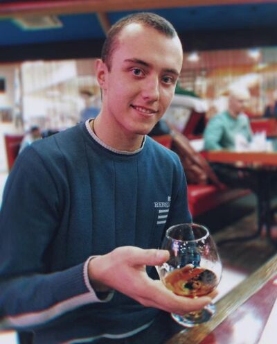  ,   Oleg, 25 ,   ,   , c 