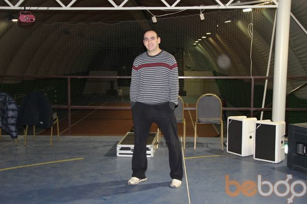  ,   David, 40 ,   