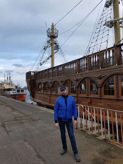  ,   Ruslan, 40 ,   ,   , c 