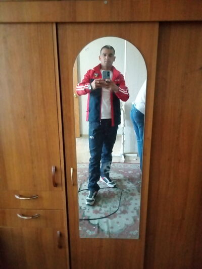  ,   Ahliman, 42 ,   ,   