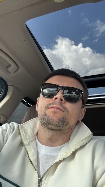 ,   Den, 37 ,   , 