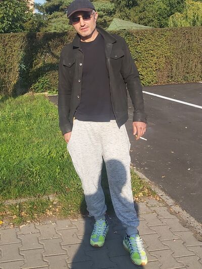  ,   Temuri, 42 ,   ,   
