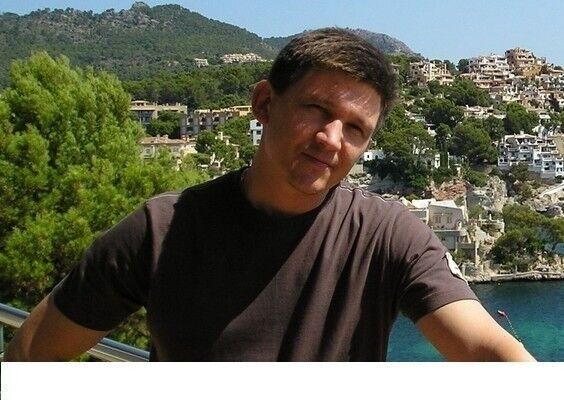  ,   Cergei, 48 ,   