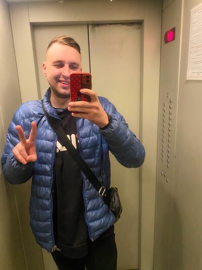  -,   Artem, 30 ,   ,   