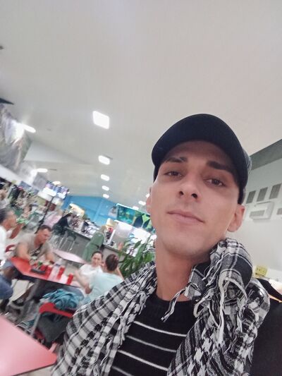  ,   Yankiel, 24 ,   ,   